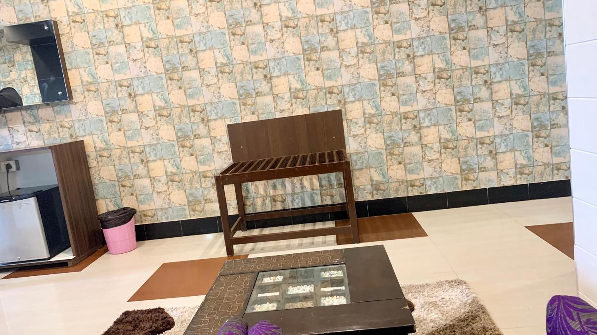 Hotel V-I Near Sea , Puri Private-Park -Gym-Spa Fully-Airconditioned-Hotel Lift-And-Parking-Facilities Breakfast-Included Exterior foto